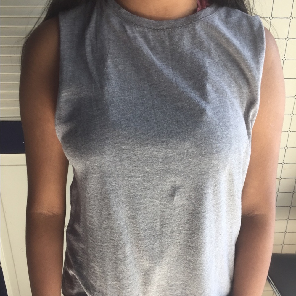 Grey muscle tee